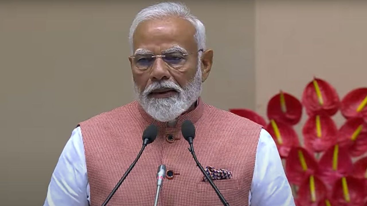 PM Modi's statement: 'RSS ने लाखों लोगों को देश के लिए जीने की प्रेरणा दी'