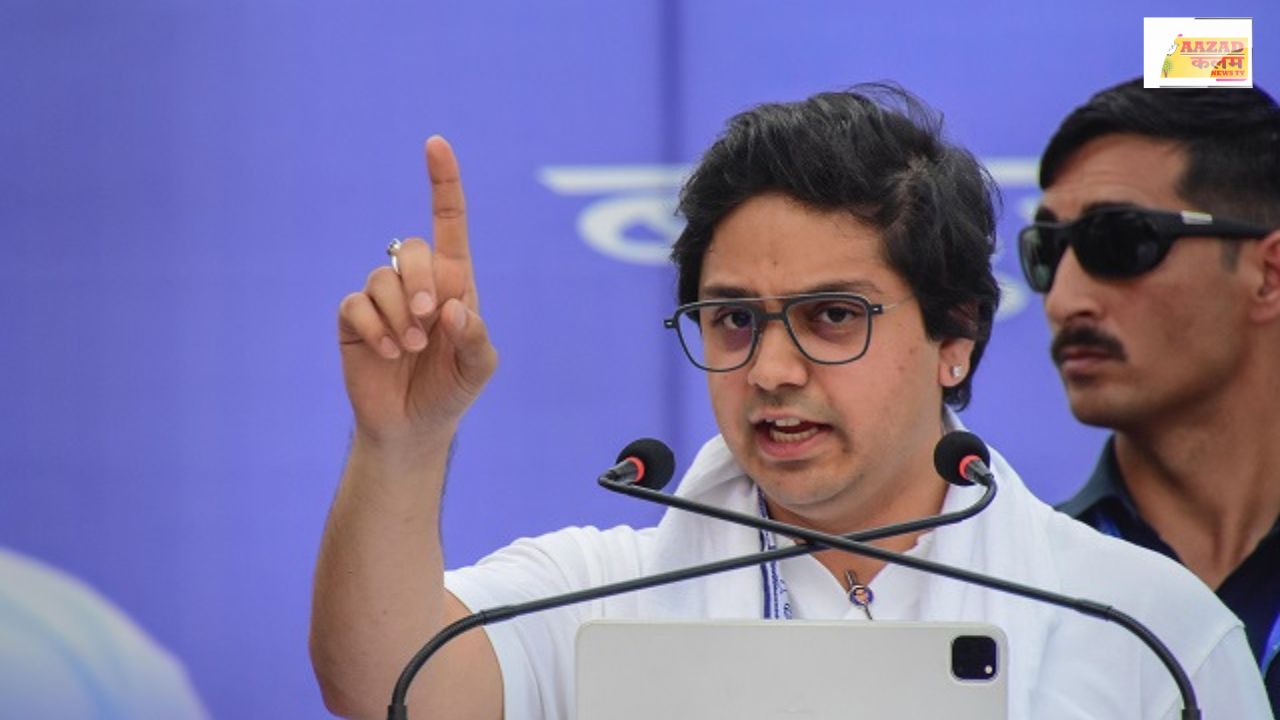 UP Politics: क्या समाजवादी पार्टी ने बाबा साहेब का अपमान किया? आकाश आनंद का बड़ा आरोप