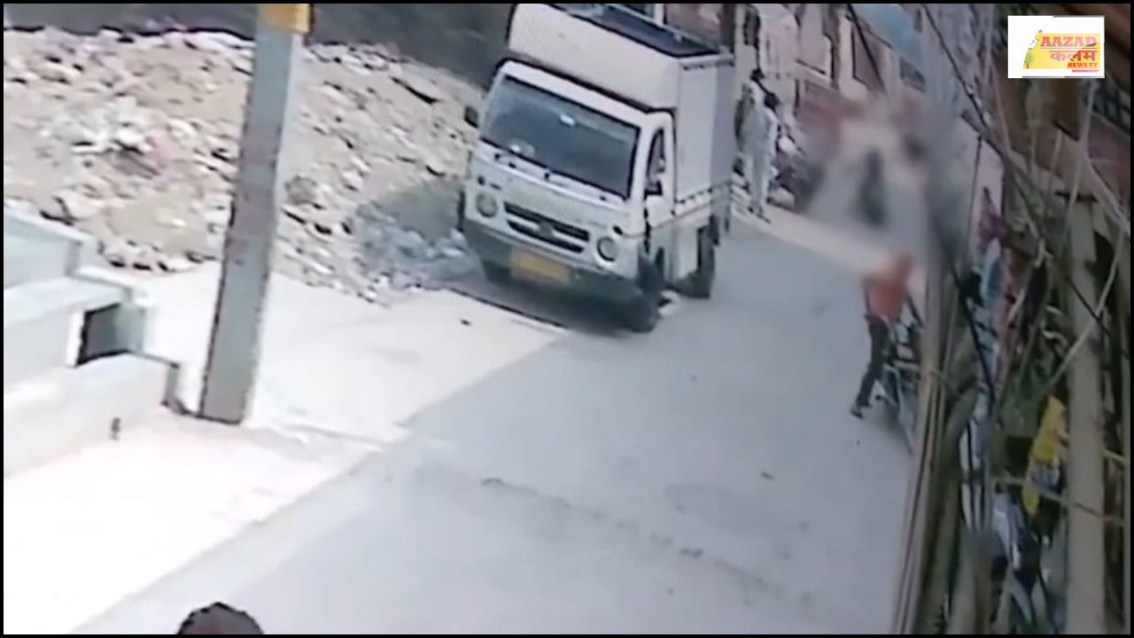 Crime News: दिल्ली के बुराड़ी में नाबालिग की चाकू से बेरहमी से हत्या, CCTV ने पकड़ ली वारदात की पूरी सच्चाई