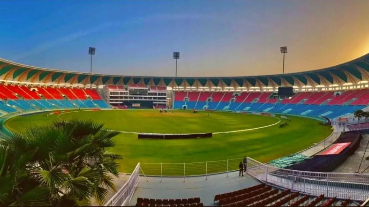 LSG vs RCB Pitch Report: लखनऊ में आत्मसम्मान की लड़ाई क्या LSG दे पाएगी RCB को कड़ी टक्कर रोमांचक मैच की पूरी तस्वीर