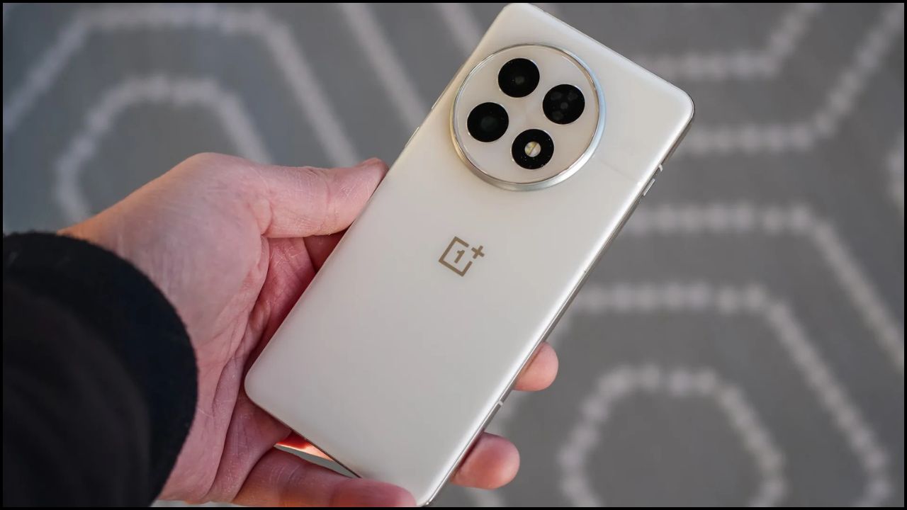 OnePlus 13 हुआ सस्ता, Amazon पर मिल रहा है जबरदस्त डिस्काउंट और ऑफर