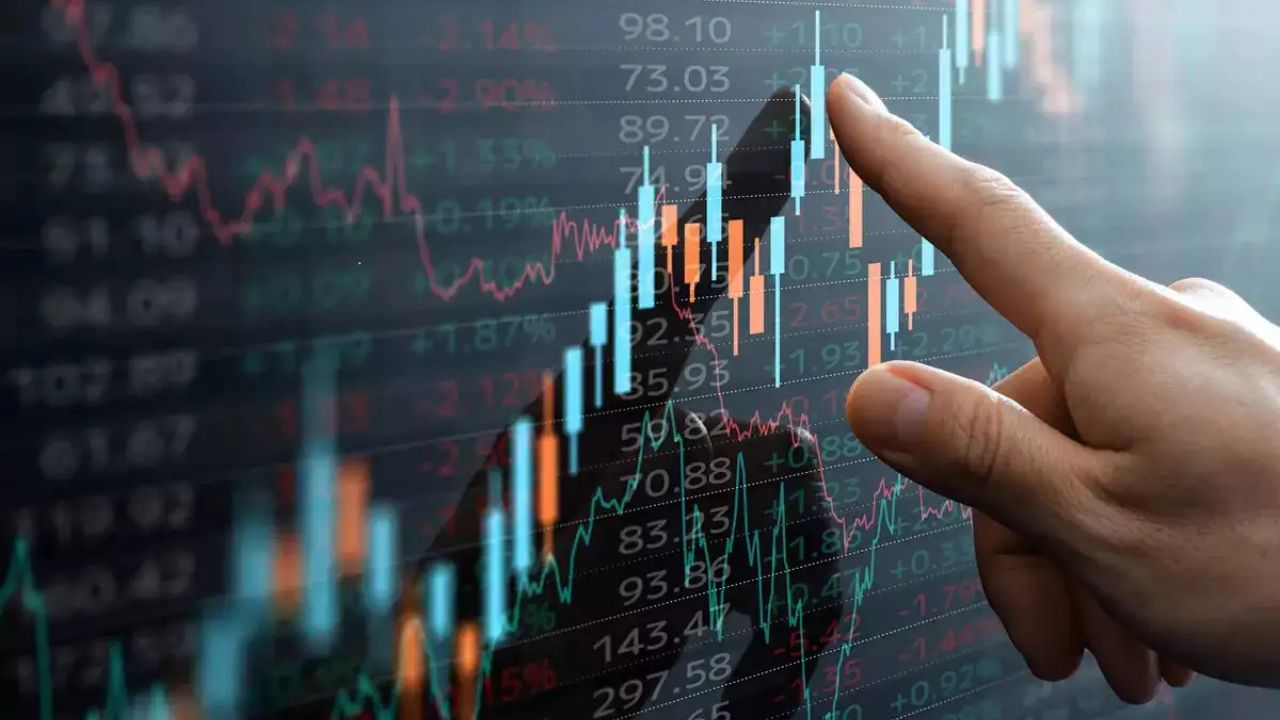 Share Market: सेंसेक्स के टॉप 10 में से 6 कंपनियों की मार्केट कैप में भारी गिरावट, जानिए कितनी हुई कमी